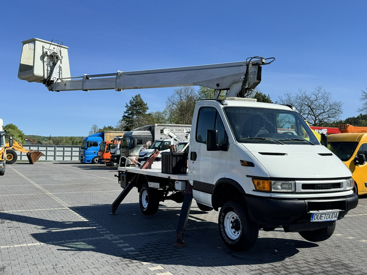 Iveco Daily - Vrachtwagen hoogwerker: afbeelding 2 Iveco Daily - Vrachtwagen hoogwerker: afbeelding 2