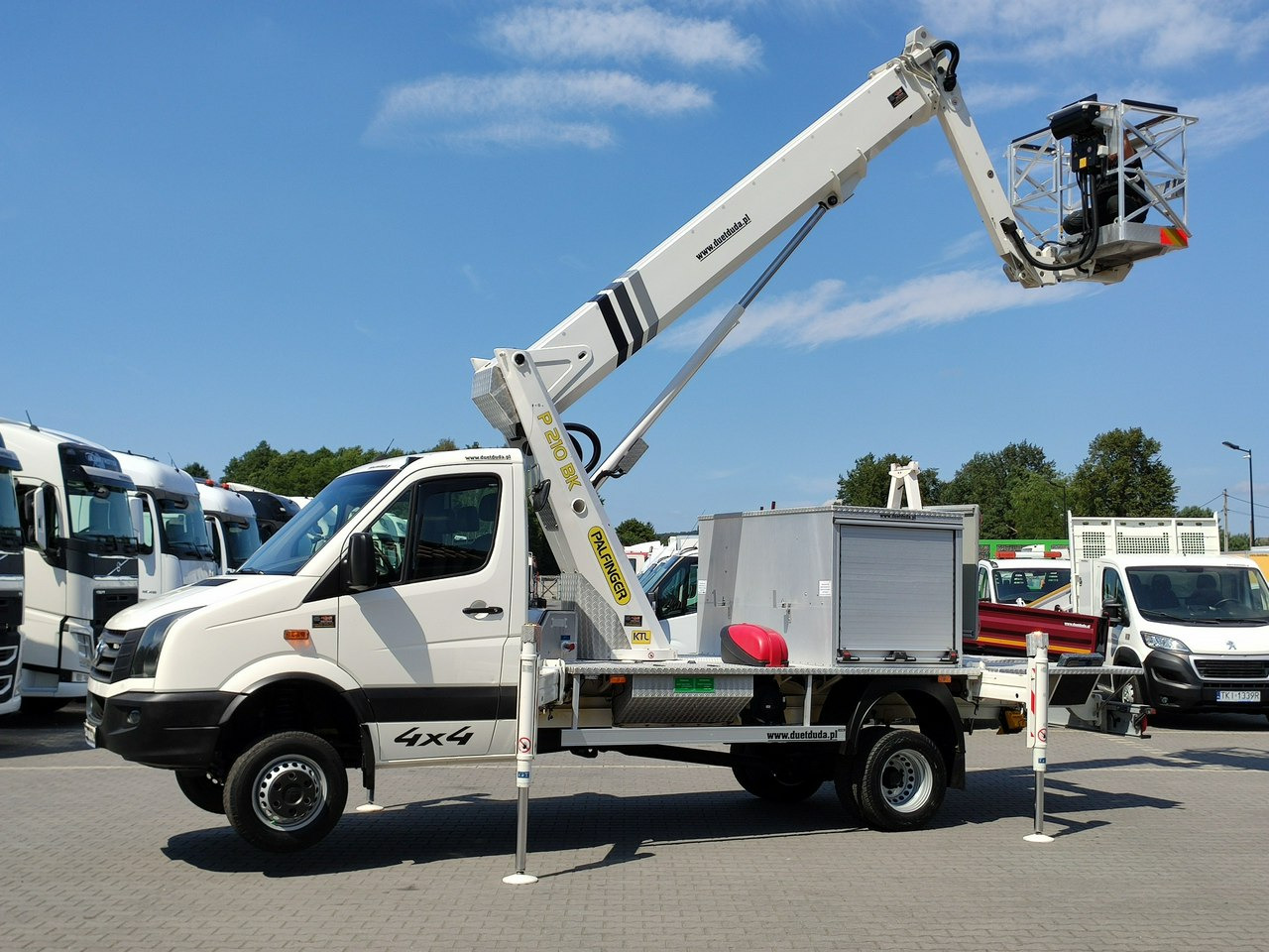 Iveco Volkswagen Crafter 4x4 Zwyżka 21m Palfinger P210BK JIP-Ogon udt - Vrachtwagen hoogwerker: afbeelding 2 Iveco Volkswagen Crafter 4x4 Zwyżka 21m Palfinger P210BK JIP-Ogon udt - Vrachtwagen hoogwerker: afbeelding 2