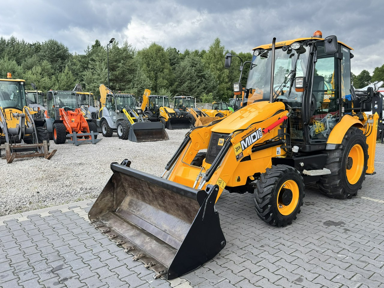 JCB MIDI CX Szybkozłącze Nowe Opony bez luzów i wycieków Super Stan - Graaflaadmachine: afbeelding 1 JCB MIDI CX Szybkozłącze Nowe Opony bez luzów i wycieków Super Stan - Graaflaadmachine: afbeelding 1