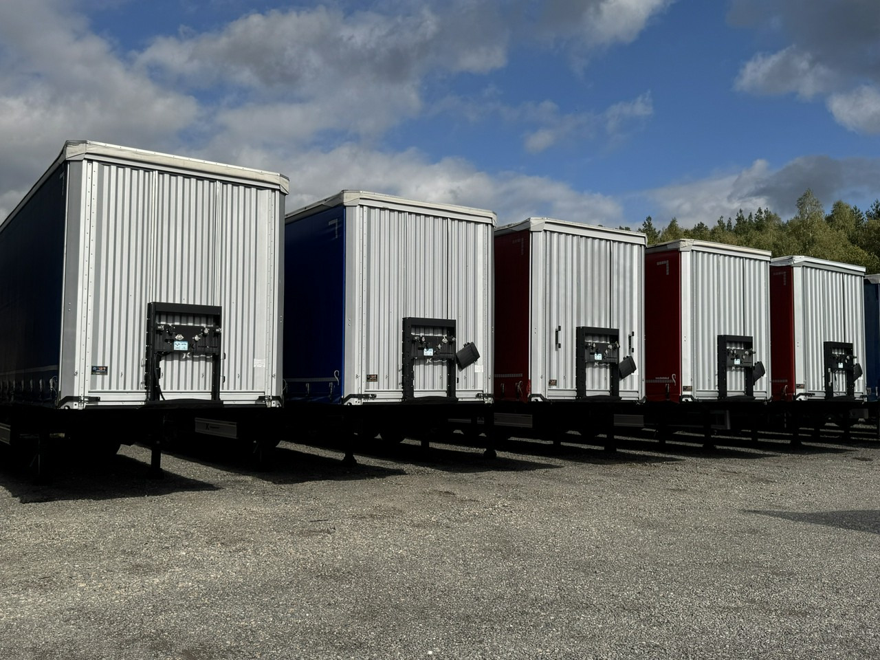 Kassbohrer Maxima XS Standard Super Stan Nowe Firany !!! - Schuifzeiloplegger: afbeelding 2 Kassbohrer Maxima XS Standard Super Stan Nowe Firany !!! - Schuifzeiloplegger: afbeelding 2