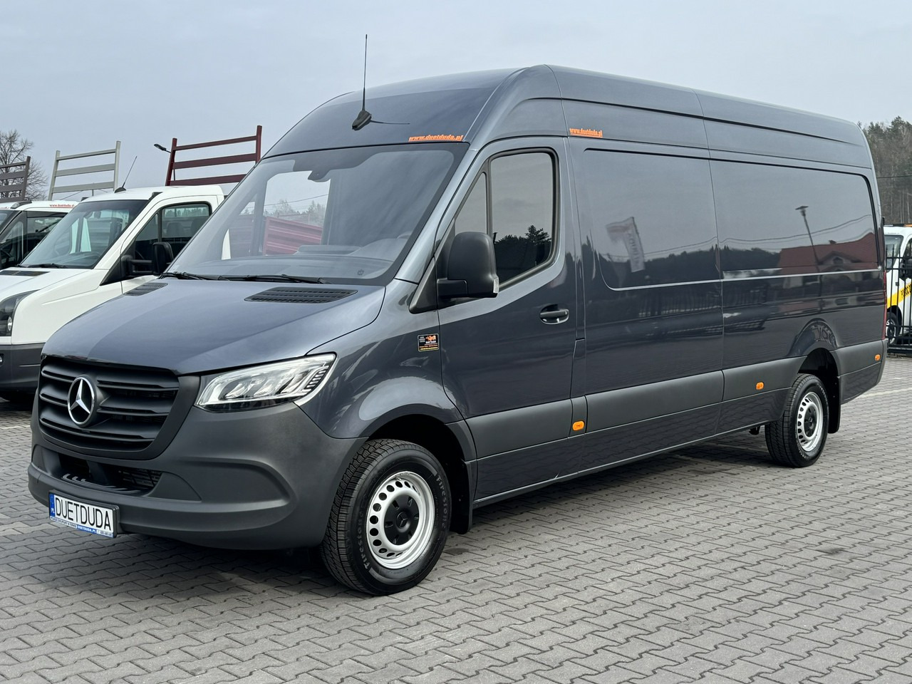 Mercedes 319 - Gesloten bestelwagen: afbeelding 1 Mercedes 319 - Gesloten bestelwagen: afbeelding 1