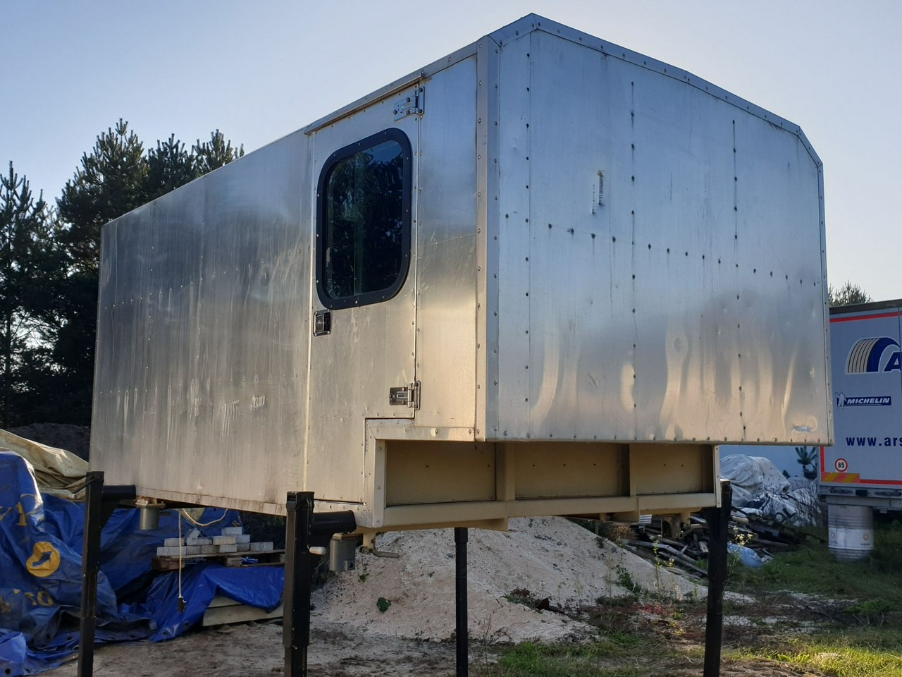 Mercedes ATEGO 1221 - Gesloten laadbak: afbeelding 3 Mercedes ATEGO 1221 - Gesloten laadbak: afbeelding 3
