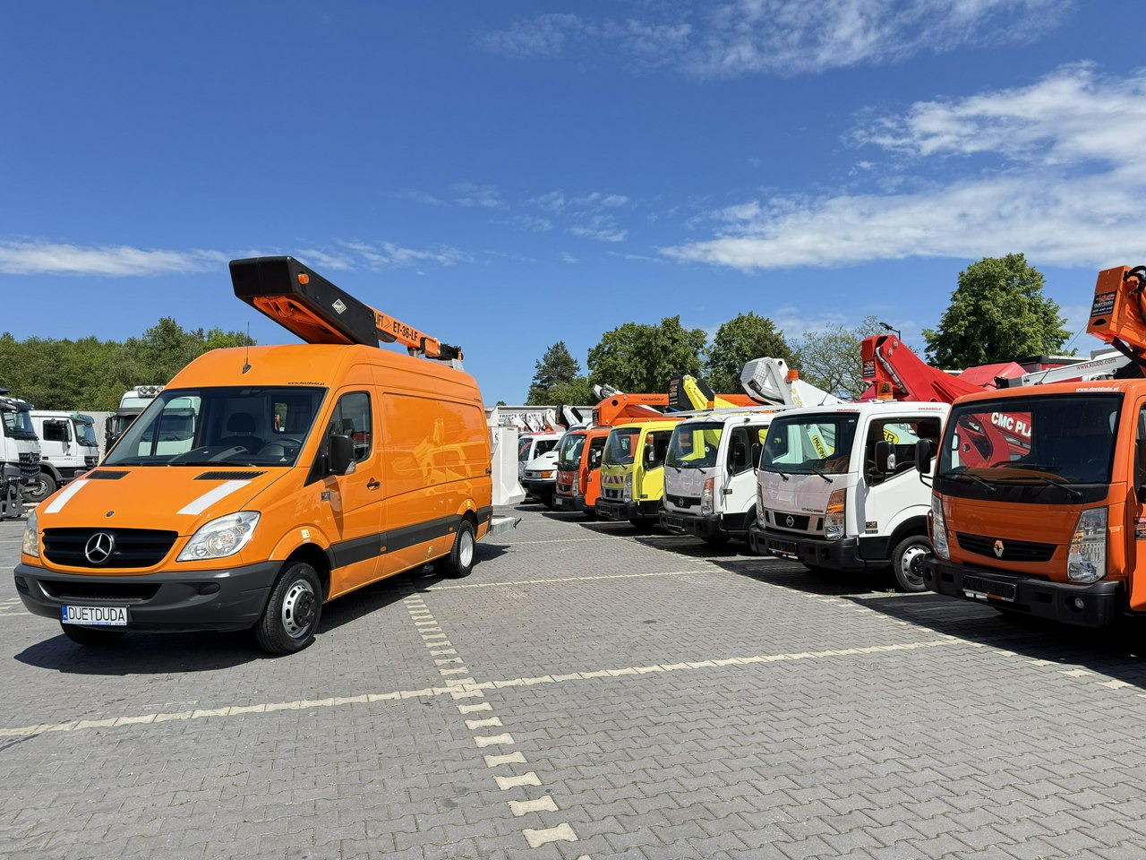 Mercedes Sprinter Zwyżka Podnośnik Koszowy VERSALIFT KLUBB ET-36-LF UDT - Vrachtwagen hoogwerker: afbeelding 2 Mercedes Sprinter Zwyżka Podnośnik Koszowy VERSALIFT KLUBB ET-36-LF UDT - Vrachtwagen hoogwerker: afbeelding 2