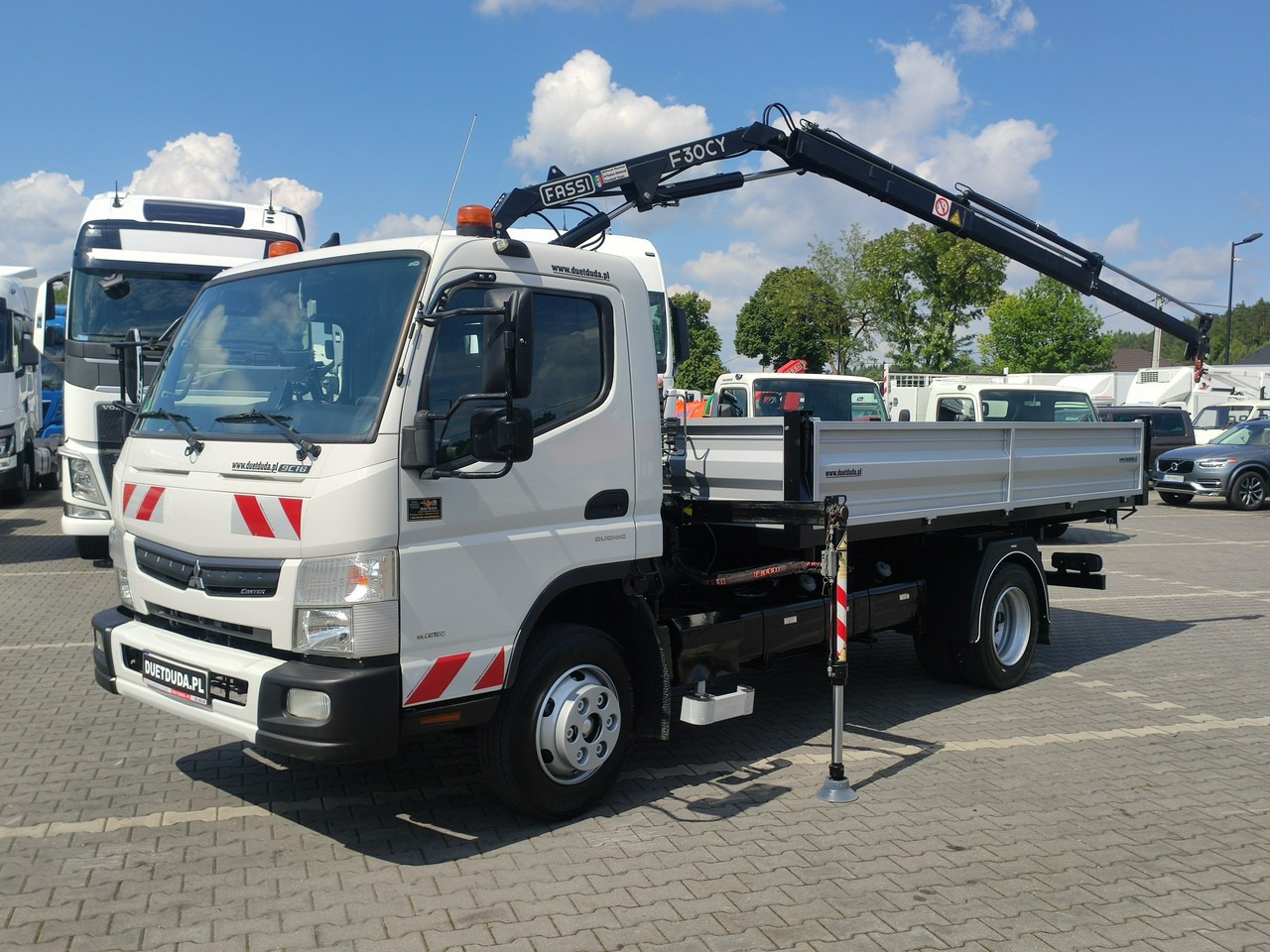 Mitsubishi Canter Fuso 9C18 3.0/180KM HDS FASSI F30 Wywrotka 3-stronna - Kipper vrachtwagen: afbeelding 1 Mitsubishi Canter Fuso 9C18 3.0/180KM HDS FASSI F30 Wywrotka 3-stronna - Kipper vrachtwagen: afbeelding 1