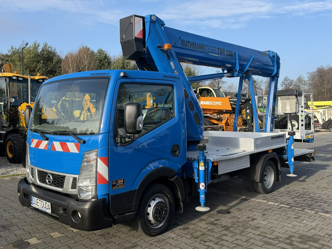 Nissan Cabstar - Vrachtwagen hoogwerker: afbeelding 5 Nissan Cabstar - Vrachtwagen hoogwerker: afbeelding 5
