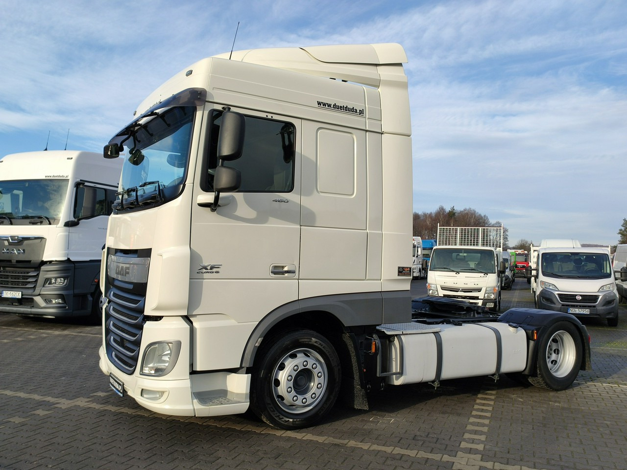 DAF XF 106.460 Euro 6 LowDeck Mega - Trekker: afbeelding 3 DAF XF 106.460 Euro 6 LowDeck Mega - Trekker: afbeelding 3