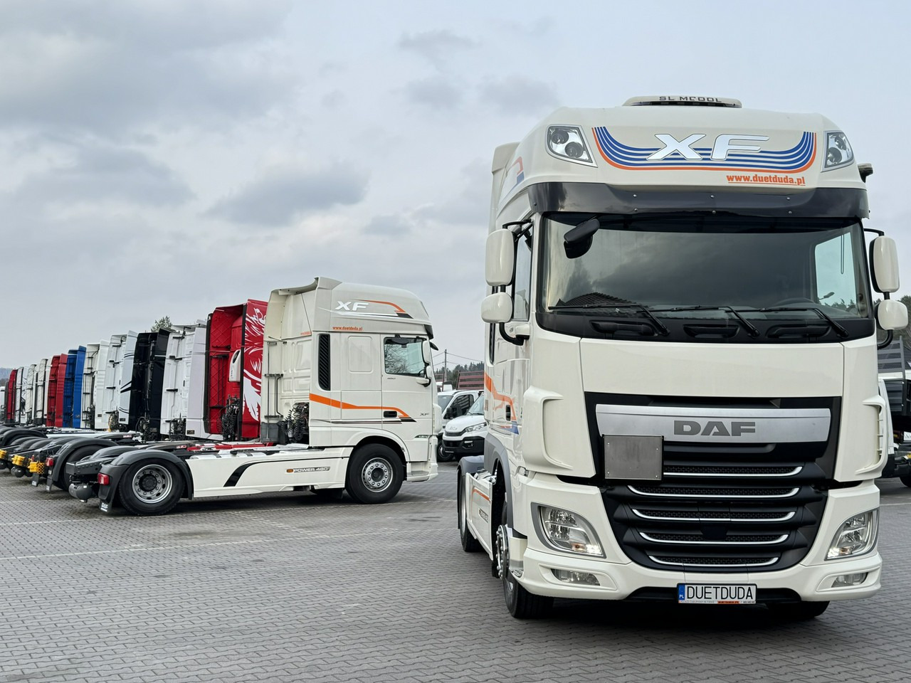 DAF XF 460 SSC E6 Standard Klima Postojowa - Trekker: afbeelding 4 DAF XF 460 SSC E6 Standard Klima Postojowa - Trekker: afbeelding 4