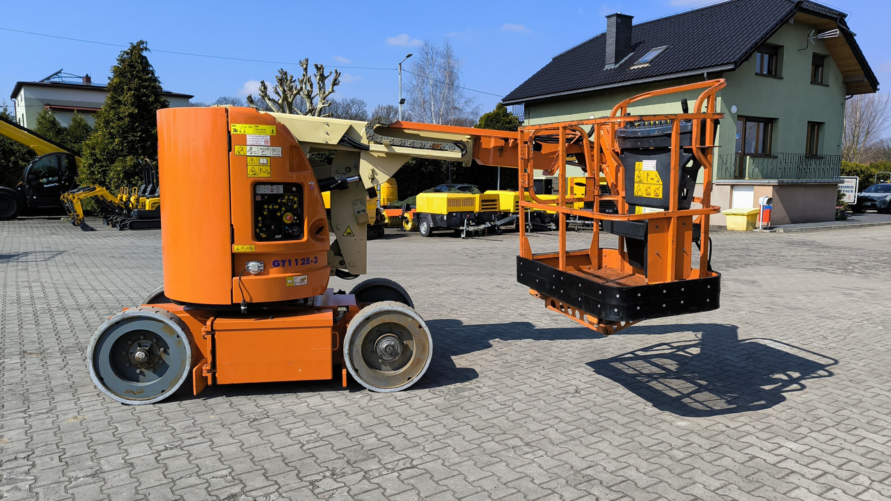 Knikarmhoogwerker JLG E 300 AJP: afbeelding 19