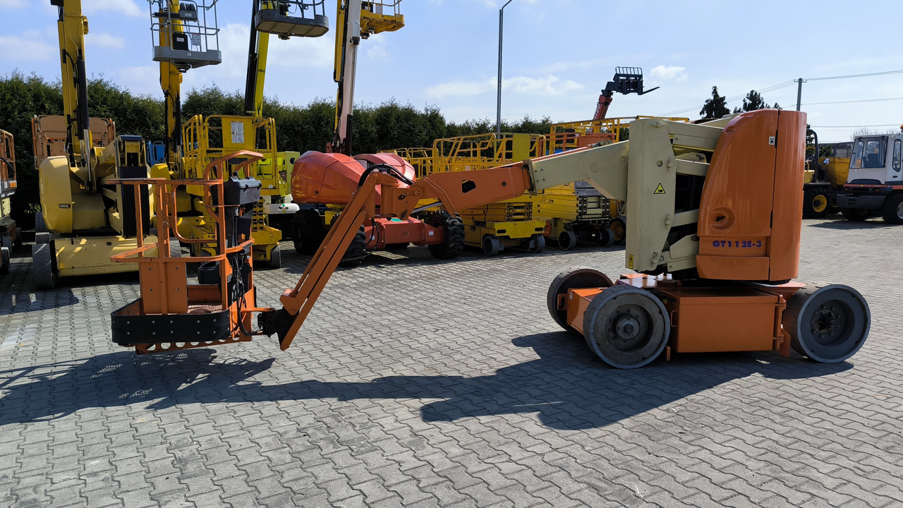 Knikarmhoogwerker JLG E 300 AJP: afbeelding 8