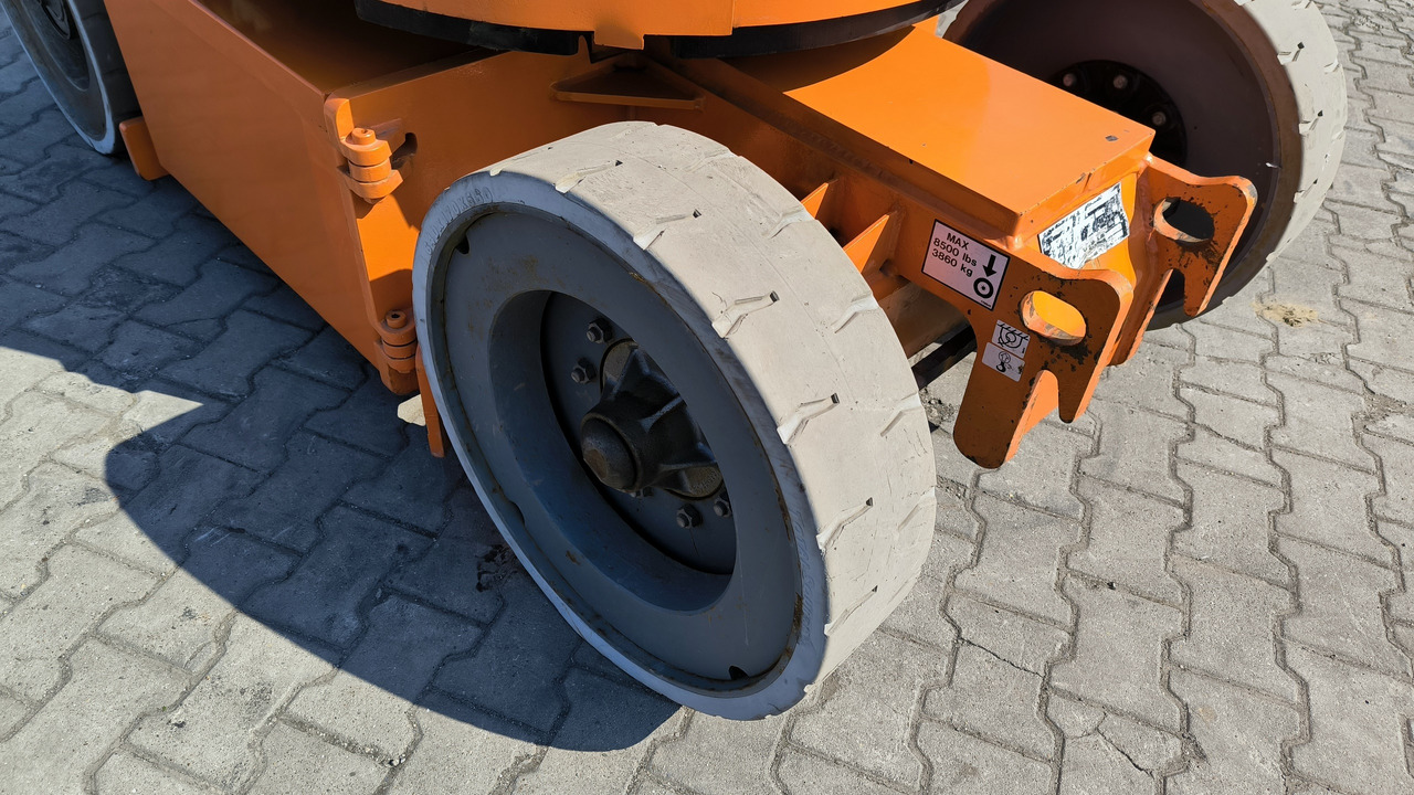 Knikarmhoogwerker JLG E 300 AJP: afbeelding 14