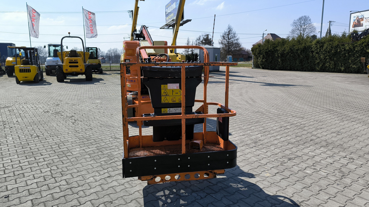 Knikarmhoogwerker JLG E 300 AJP: afbeelding 6