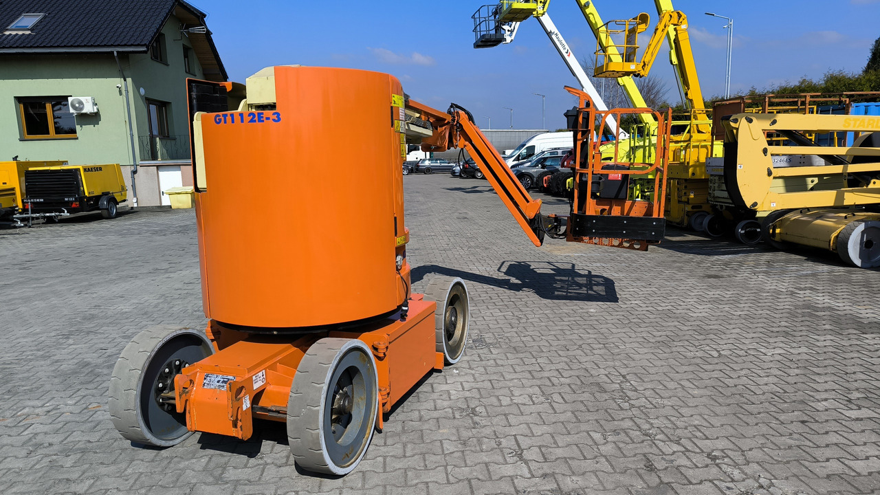 Knikarmhoogwerker JLG E 300 AJP: afbeelding 16