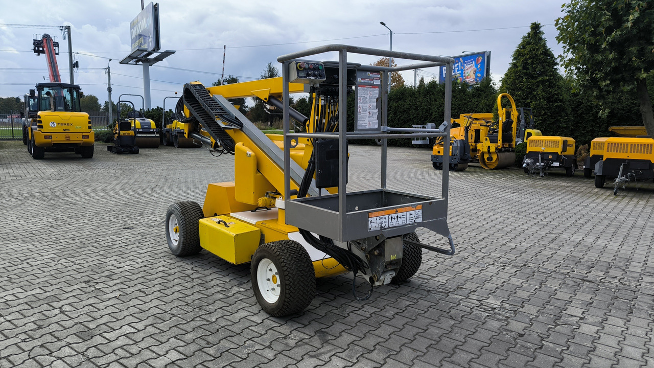 NIFTYLIFT HR 12 NDE - Knikarmhoogwerker: afbeelding 5 NIFTYLIFT HR 12 NDE - Knikarmhoogwerker: afbeelding 5
