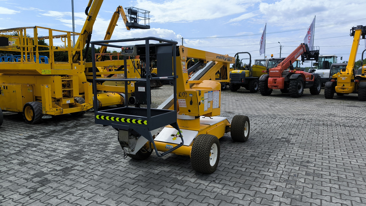 NIFTYLIFT HR 12 NE - Knikarmhoogwerker: afbeelding 1 NIFTYLIFT HR 12 NE - Knikarmhoogwerker: afbeelding 1