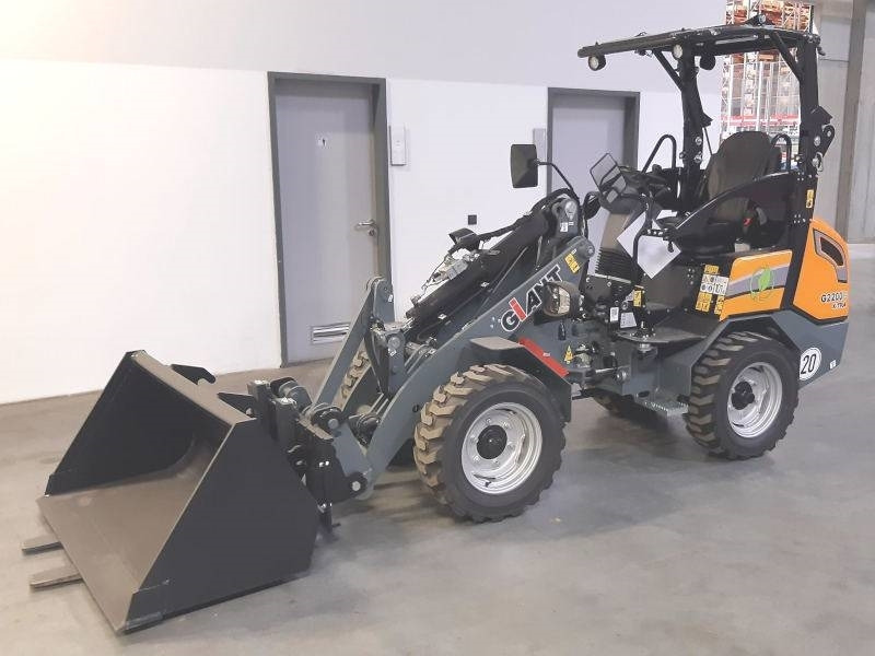 Giant G 2200 E X-Tra Elektro / electric - Schranklader: afbeelding 2 Giant G 2200 E X-Tra Elektro / electric - Schranklader: afbeelding 2