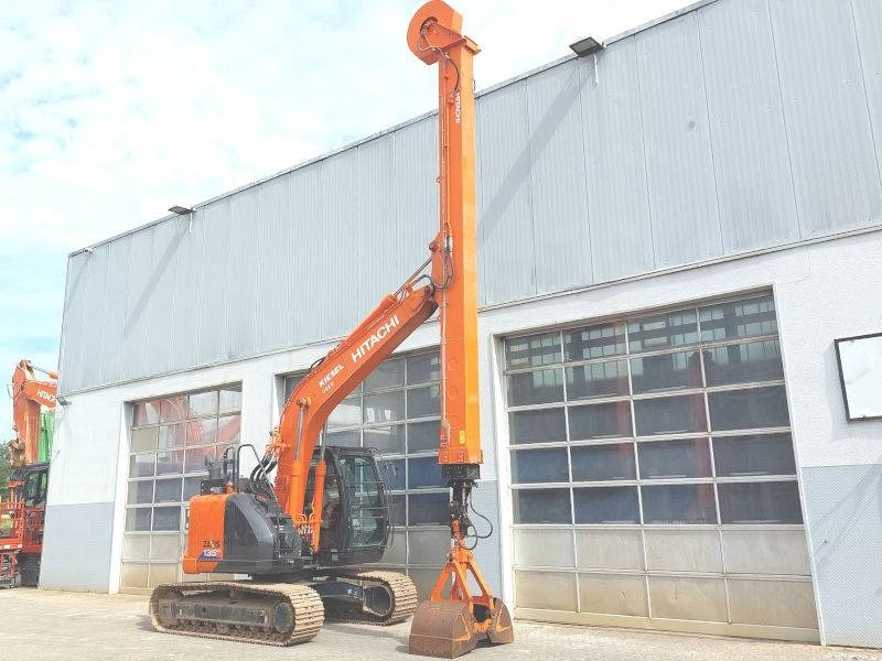 Hitachi ZX 135 US-6 Teledipper - Rupsgraafmachine: afbeelding 4 Hitachi ZX 135 US-6 Teledipper - Rupsgraafmachine: afbeelding 4