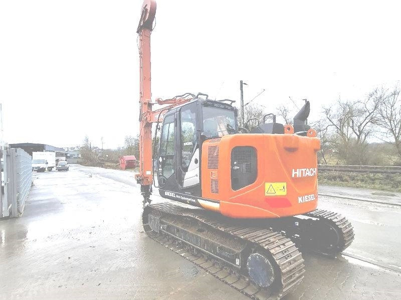 Hitachi ZX 135 US-6 Teledipper - Rupsgraafmachine: afbeelding 3 Hitachi ZX 135 US-6 Teledipper - Rupsgraafmachine: afbeelding 3
