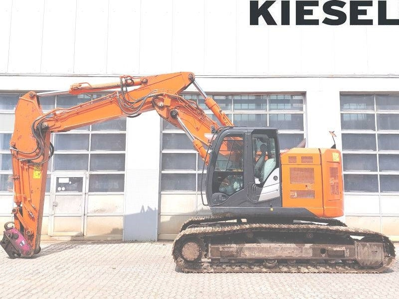 Hitachi ZX 225 US LC-5 - Rupsgraafmachine: afbeelding 1 Hitachi ZX 225 US LC-5 - Rupsgraafmachine: afbeelding 1