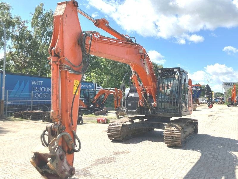 Hitachi ZX 225 US LC-6 - Rupsgraafmachine: afbeelding 2 Hitachi ZX 225 US LC-6 - Rupsgraafmachine: afbeelding 2
