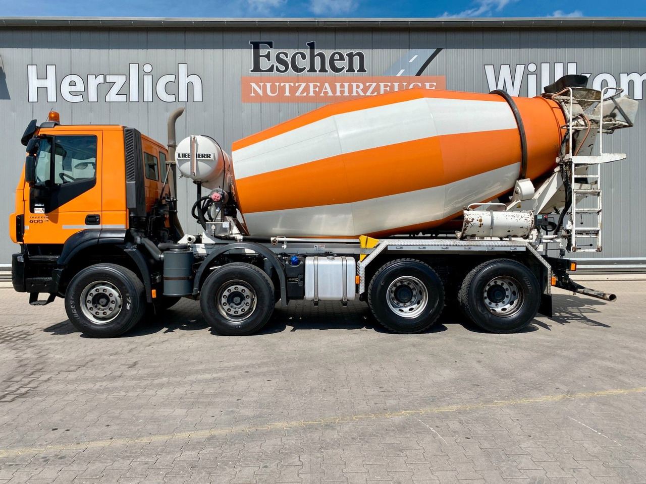 Iveco Trakker AD 340 TB 400/8x4 | 9m³ Liebherr*Navi*AC - Betonmixer: afbeelding 2 Iveco Trakker AD 340 TB 400/8x4 | 9m³ Liebherr*Navi*AC - Betonmixer: afbeelding 2