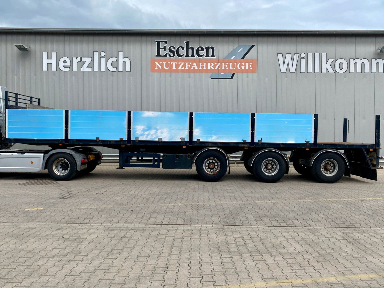 KWB/Bree Rollkranauflieger | 2+3.Achse gelenkt - Open bak met boorden oplegger: afbeelding 2 KWB/Bree Rollkranauflieger | 2+3.Achse gelenkt - Open bak met boorden oplegger: afbeelding 2