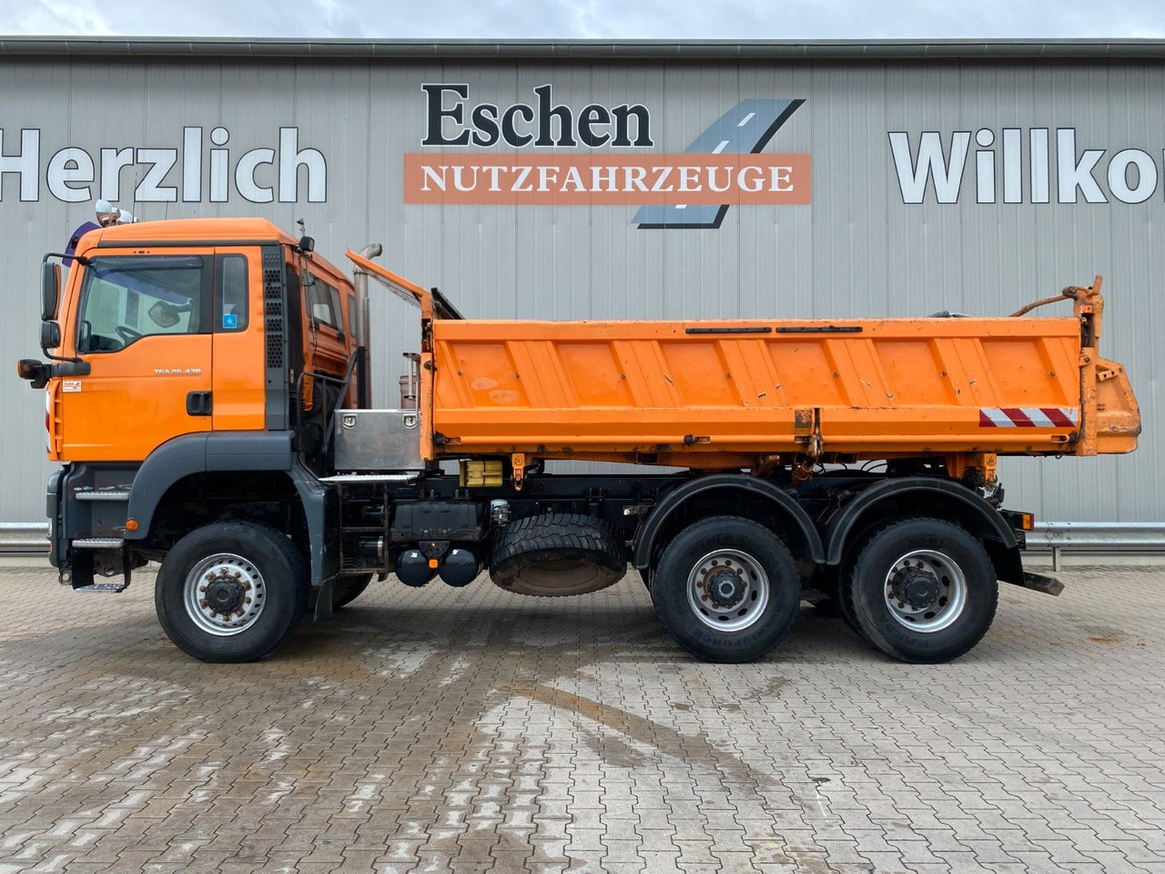 MAN TGA 26.430 6x6 BB| MEILLER*Bordmatic*Kommunal*AC - Kipper vrachtwagen: afbeelding 4 MAN TGA 26.430 6x6 BB| MEILLER*Bordmatic*Kommunal*AC - Kipper vrachtwagen: afbeelding 4