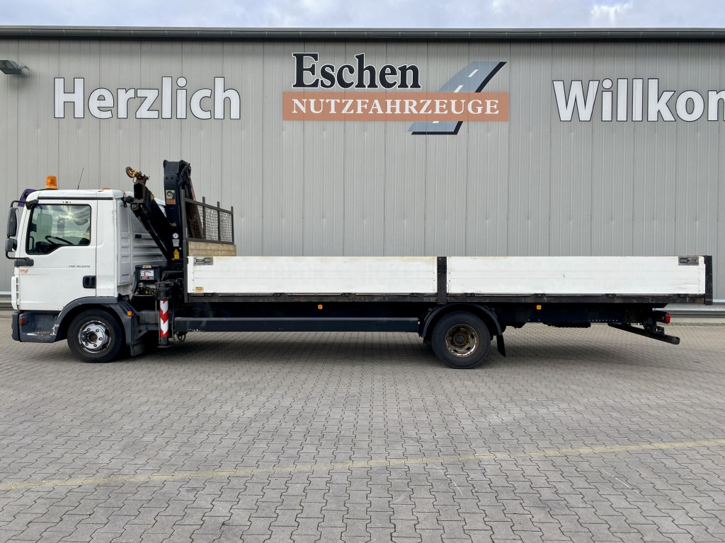 MAN TGL 12.220 4x2 BL / HIAB Faltkran - Vrachtwagen met open laadbak, Kraanwagen: afbeelding 2 MAN TGL 12.220 4x2 BL / HIAB Faltkran - Vrachtwagen met open laadbak, Kraanwagen: afbeelding 2