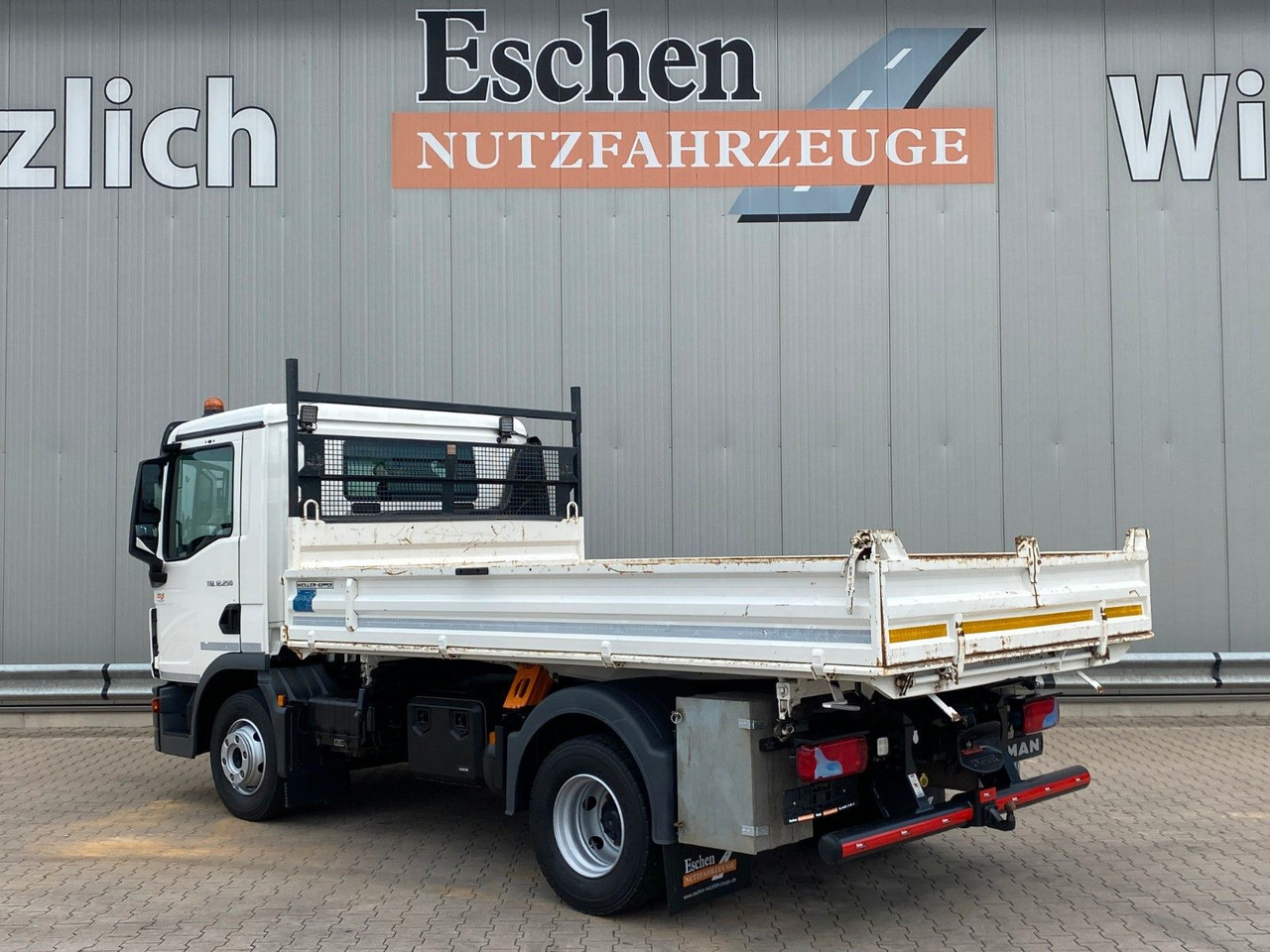 MAN TGL 12.250 | MEILLER*3x Sitze*Navi*2x AHK*Blatt - Kipper vrachtwagen: afbeelding 4 MAN TGL 12.250 | MEILLER*3x Sitze*Navi*2x AHK*Blatt - Kipper vrachtwagen: afbeelding 4