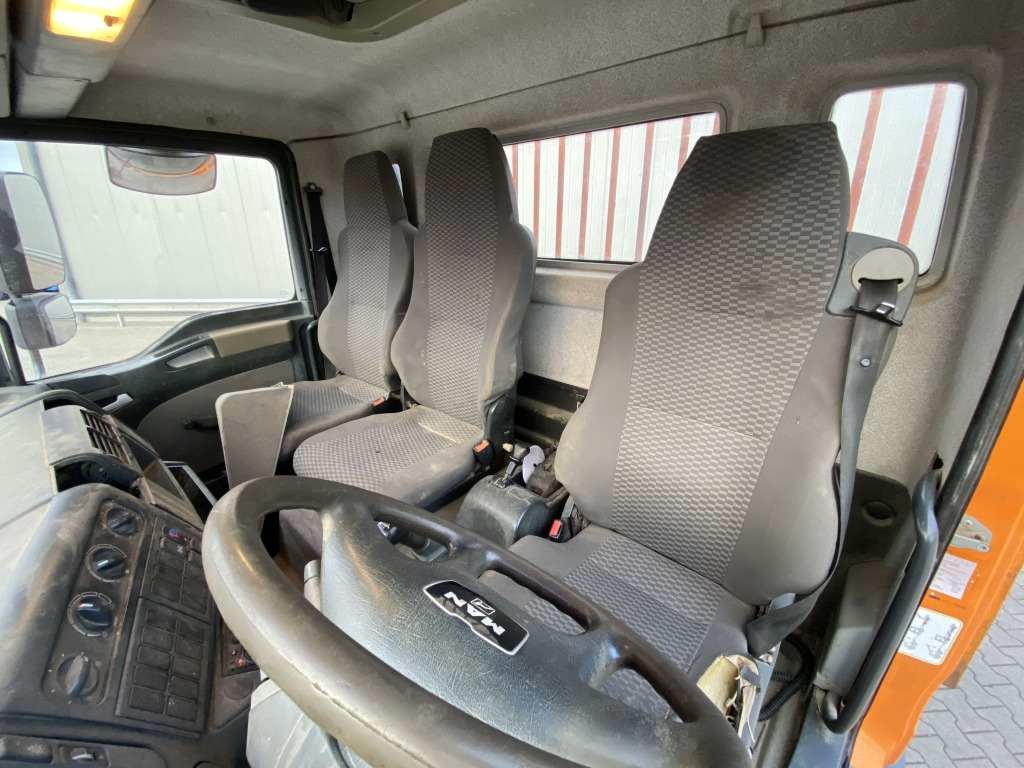 MAN TGL 8.210 4x2 BL - Vrachtwagen met open laadbak: afbeelding 4 MAN TGL 8.210 4x2 BL - Vrachtwagen met open laadbak: afbeelding 4