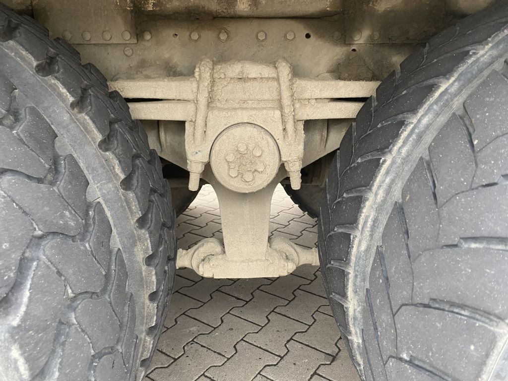 MAN TGS 32.400 8x4 BB | 9m³ Stetter*ALU-Felgen*Klima - Betonmixer: afbeelding 3 MAN TGS 32.400 8x4 BB | 9m³ Stetter*ALU-Felgen*Klima - Betonmixer: afbeelding 3
