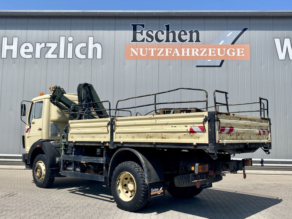 Mercedes-Benz 1017 A 4x4 / HIAB 060-2 Kran - Vrachtwagen met open laadbak, Kraanwagen: afbeelding 3 Mercedes-Benz 1017 A 4x4 / HIAB 060-2 Kran - Vrachtwagen met open laadbak, Kraanwagen: afbeelding 3