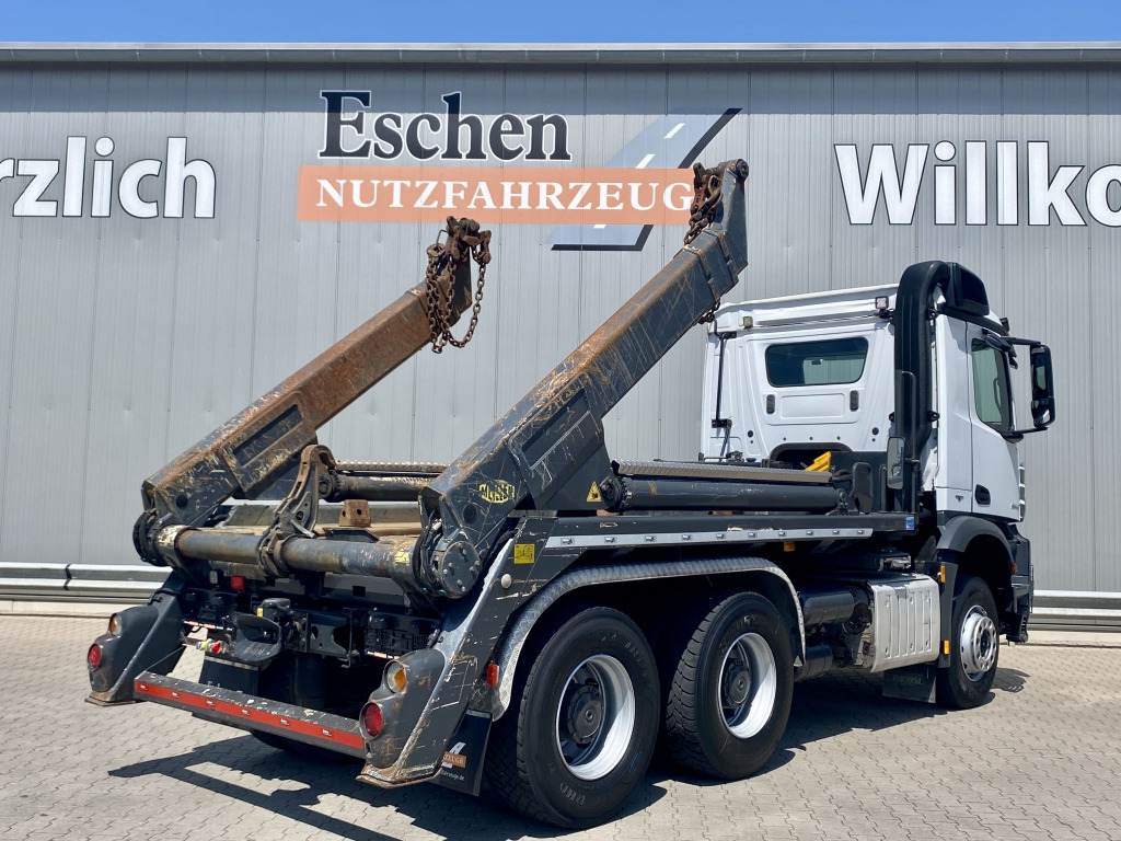Mercedes-Benz 2643 L 6x4 - Portaalarmsysteem vrachtwagen: afbeelding 5 Mercedes-Benz 2643 L 6x4 - Portaalarmsysteem vrachtwagen: afbeelding 5