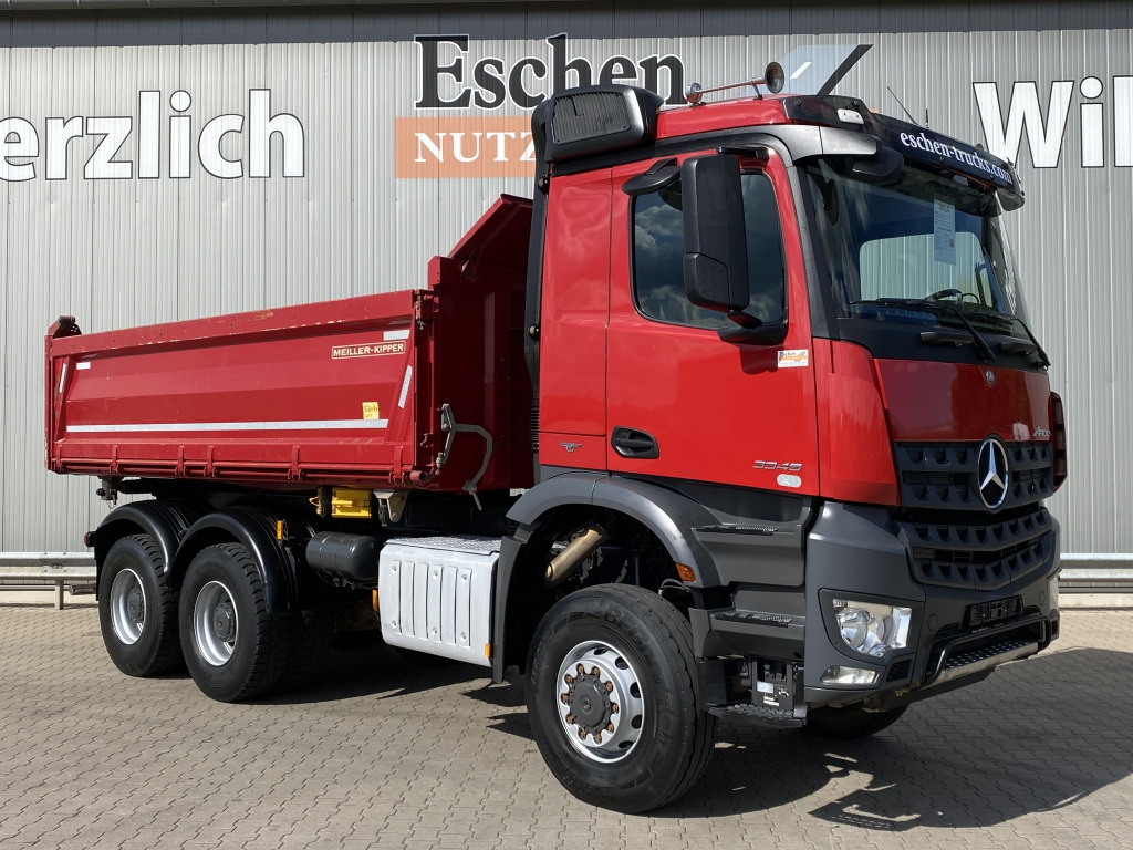 Kipper vrachtwagen Mercedes-Benz 3345 6x6: afbeelding 8