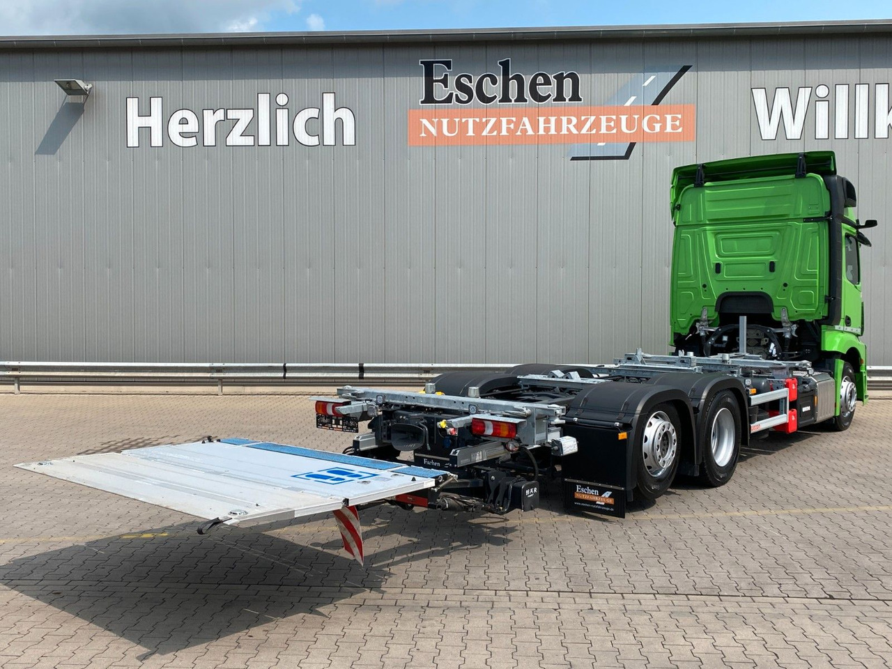 Mercedes-Benz Actros MP5 2542 L|OHNE EZ*Lenkachse*Ladebordwand - Containertransporter/ Wissellaadbak vrachtwagen: afbeelding 5 Mercedes-Benz Actros MP5 2542 L|OHNE EZ*Lenkachse*Ladebordwand - Containertransporter/ Wissellaadbak vrachtwagen: afbeelding 5