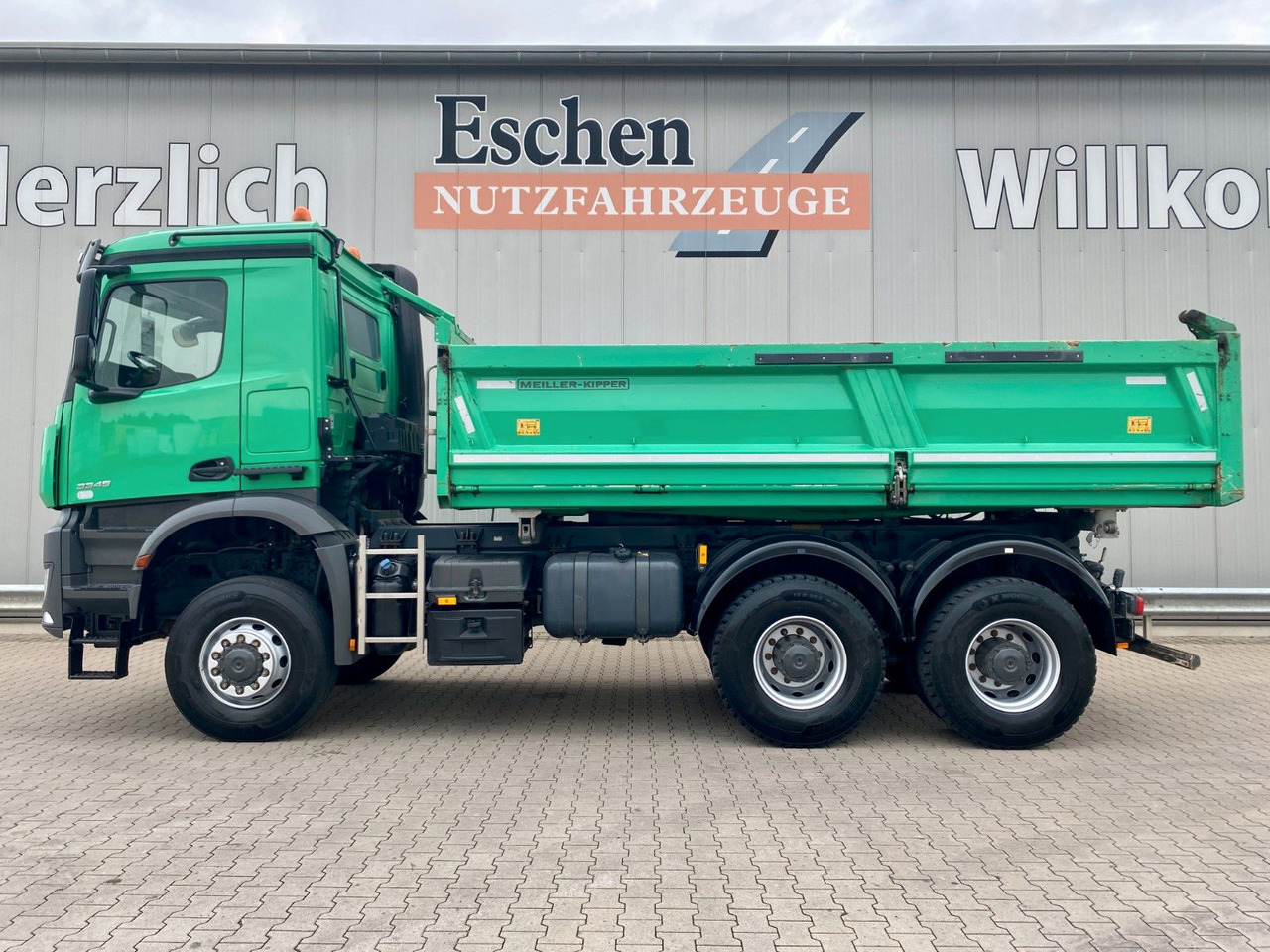 Mercedes-Benz Arocs 3345 6x6 | MEILLER*Bordmatik*Blatt*AHK+Oel - Kipper vrachtwagen: afbeelding 3 Mercedes-Benz Arocs 3345 6x6 | MEILLER*Bordmatik*Blatt*AHK+Oel - Kipper vrachtwagen: afbeelding 3