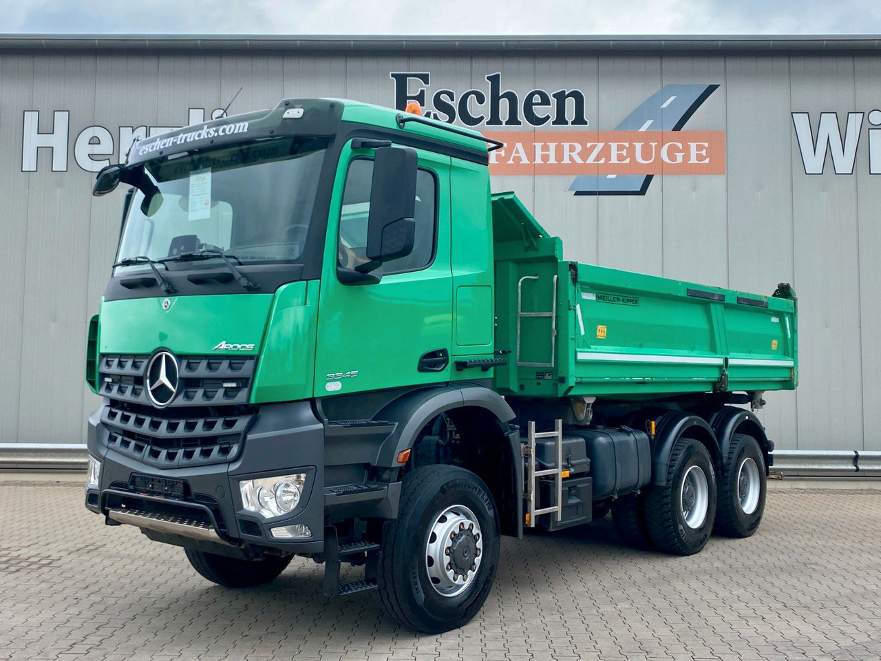 Mercedes-Benz Arocs 3345 6x6 | MEILLER*Bordmatik*Blatt*AHK+Oel - Kipper vrachtwagen: afbeelding 2 Mercedes-Benz Arocs 3345 6x6 | MEILLER*Bordmatik*Blatt*AHK+Oel - Kipper vrachtwagen: afbeelding 2