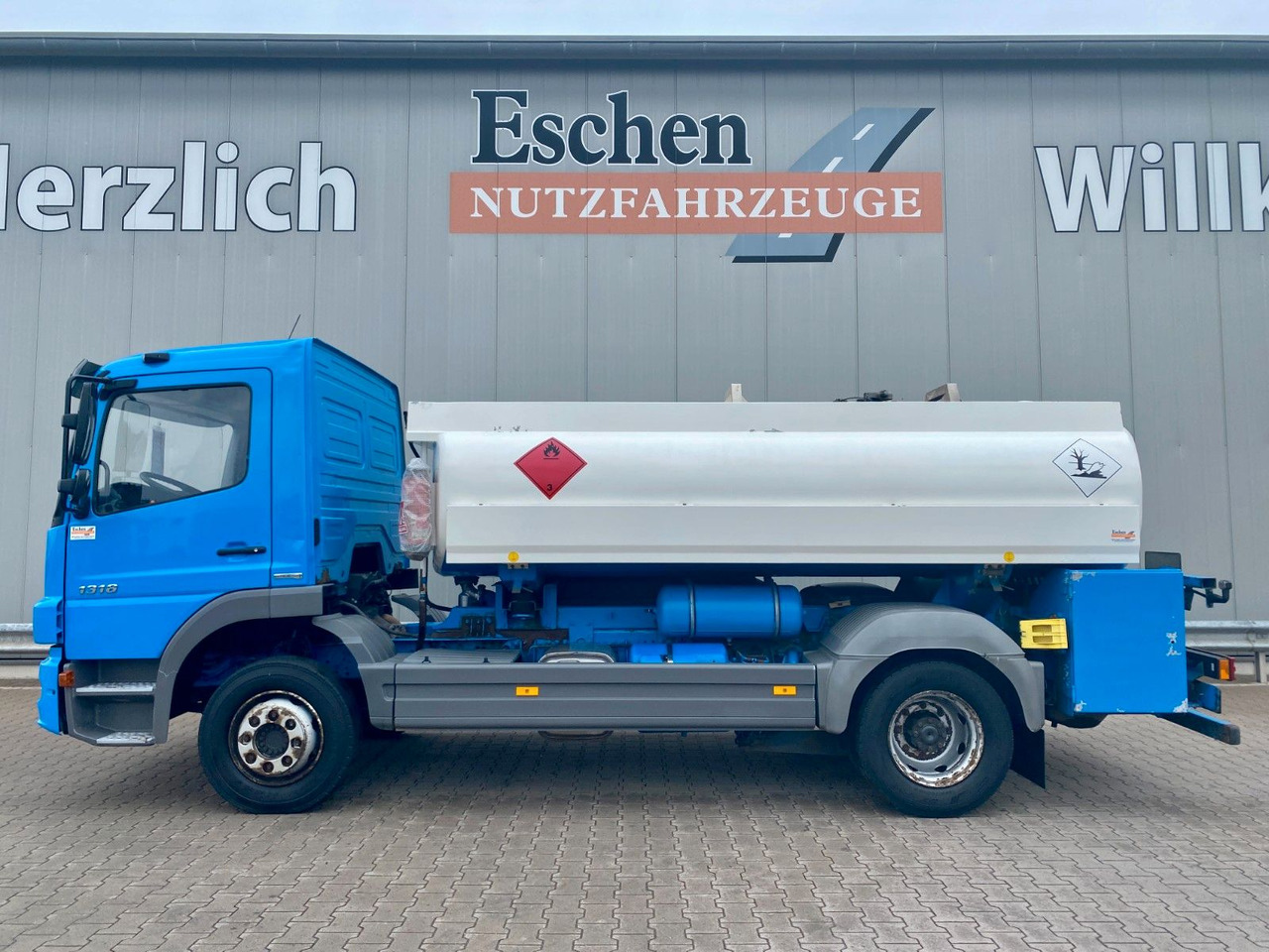 Mercedes-Benz Atego 1318 | Esterer A3*7480ltr*AHK*1.Hand - Tankwagen: afbeelding 2 Mercedes-Benz Atego 1318 | Esterer A3*7480ltr*AHK*1.Hand - Tankwagen: afbeelding 2