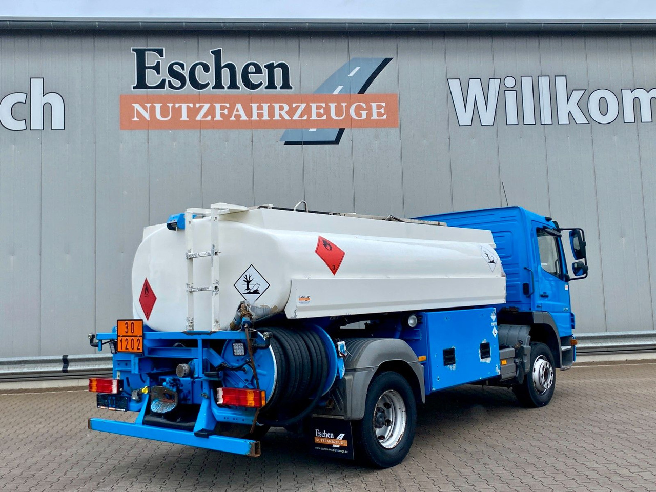 Mercedes-Benz Atego 1318 | Esterer A3*7480ltr*AHK*1.Hand - Tankwagen: afbeelding 5 Mercedes-Benz Atego 1318 | Esterer A3*7480ltr*AHK*1.Hand - Tankwagen: afbeelding 5