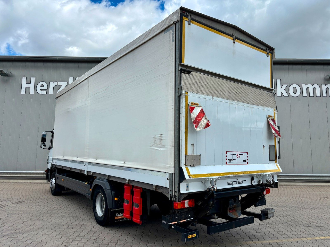 Mercedes-Benz Atego 1624 I 2,66m Höhe*Pritsche*Plane*LBW*AHK - Schuifzeilen vrachtwagen: afbeelding 3 Mercedes-Benz Atego 1624 I 2,66m Höhe*Pritsche*Plane*LBW*AHK - Schuifzeilen vrachtwagen: afbeelding 3