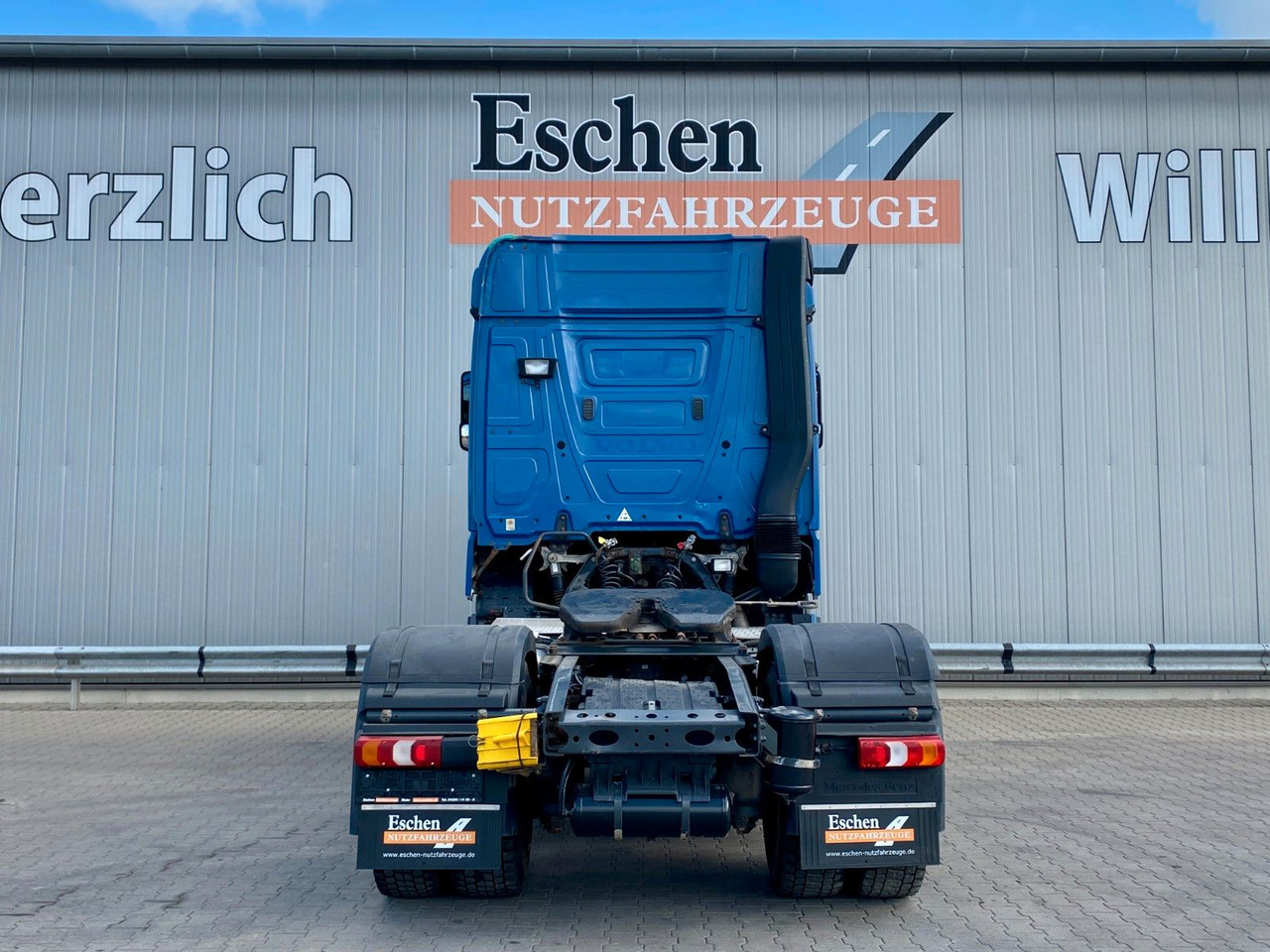 Mercedes-Benz 1851 Arocs LS | 2x Hydraulik*Reifen:70%*1.Hd*AC - Trekker: afbeelding 4 Mercedes-Benz 1851 Arocs LS | 2x Hydraulik*Reifen:70%*1.Hd*AC - Trekker: afbeelding 4