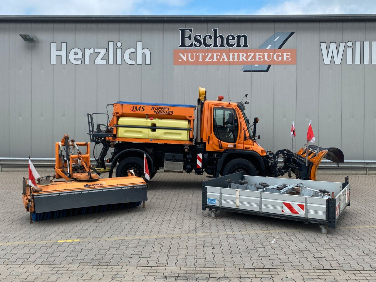 Unimog U 500 4x4 | Winterdienst*+4x Anbauten!Telligent - Sneeuwruimer: afbeelding 1 Unimog U 500 4x4 | Winterdienst*+4x Anbauten!Telligent - Sneeuwruimer: afbeelding 1