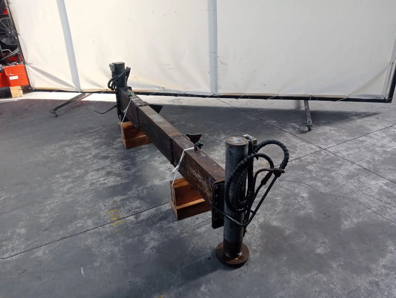 Estabilizador fijo a 2.300 mm - Aanbouwdeel voor Kraan: afbeelding 1 Estabilizador fijo a 2.300 mm - Aanbouwdeel voor Kraan: afbeelding 1