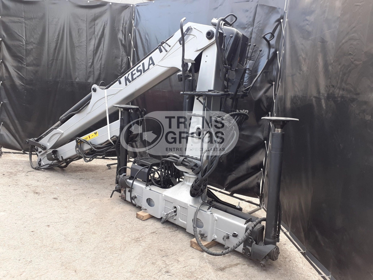 Grúa Kesla 2009L - Autolaadkraan voor Vrachtwagen: afbeelding 4 Grúa Kesla 2009L - Autolaadkraan voor Vrachtwagen: afbeelding 4