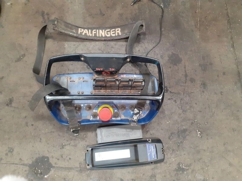 Grúa PM 45 SP - Autolaadkraan voor Vrachtwagen: afbeelding 4 Grúa PM 45 SP - Autolaadkraan voor Vrachtwagen: afbeelding 4