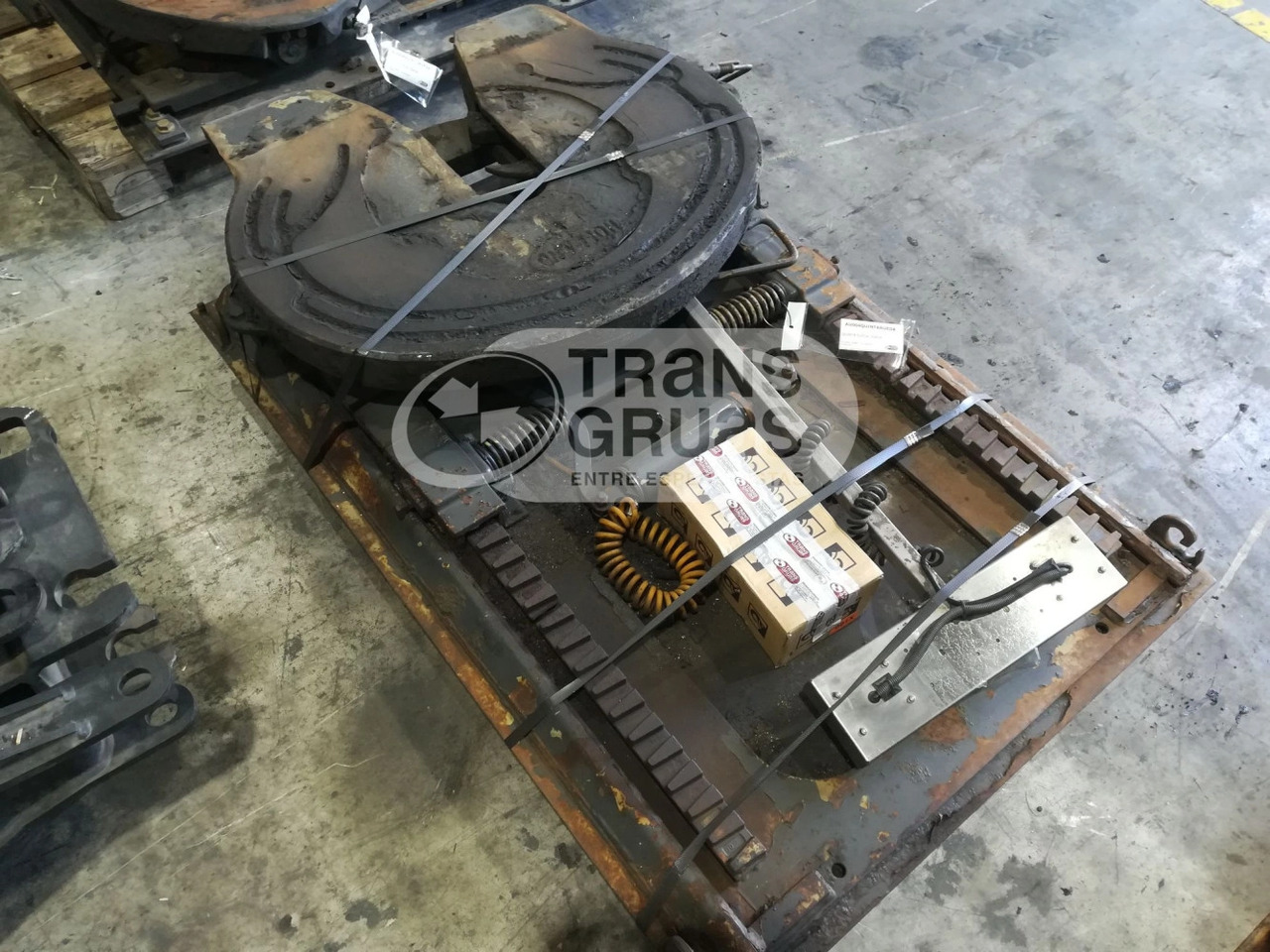 Quinta rueda + carro desplazable - Koppelschotel voor Vrachtwagen: afbeelding 2 Quinta rueda + carro desplazable - Koppelschotel voor Vrachtwagen: afbeelding 2