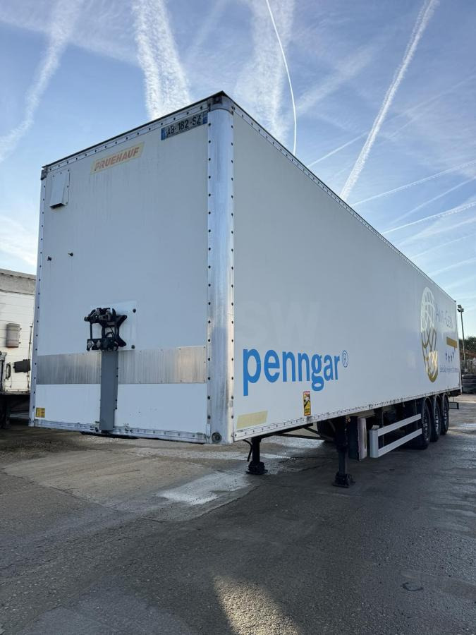Fruehauf - Gesloten oplegger: afbeelding 1 Fruehauf - Gesloten oplegger: afbeelding 1