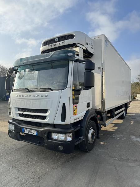 Iveco Eurocargo 160E30 - Koelwagen vrachtwagen: afbeelding 1 Iveco Eurocargo 160E30 - Koelwagen vrachtwagen: afbeelding 1