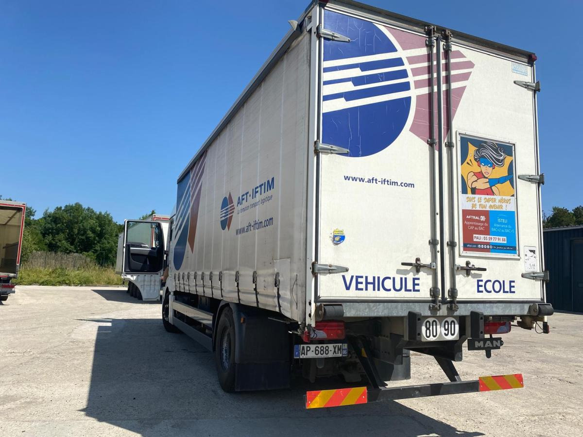 MAN TGX 18.360 - Schuifzeilen vrachtwagen: afbeelding 2 MAN TGX 18.360 - Schuifzeilen vrachtwagen: afbeelding 2