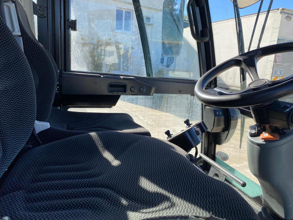 Mathieu Azura MC210 - Veegwagen: afbeelding 5 Mathieu Azura MC210 - Veegwagen: afbeelding 5