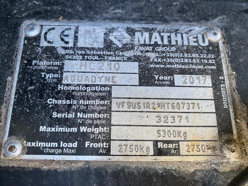 Mathieu Azura MC210 - Veegwagen: afbeelding 2 Mathieu Azura MC210 - Veegwagen: afbeelding 2